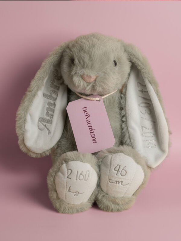 Lapin peluche personnalisé par Heiva Création